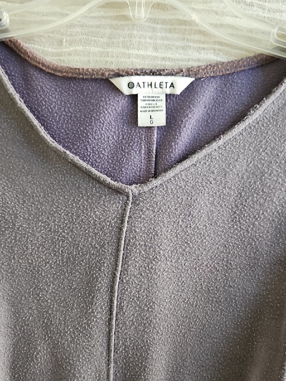 Athleta Muted purple Seasoft v-neck sweatshirt large - Picture 3 of 5